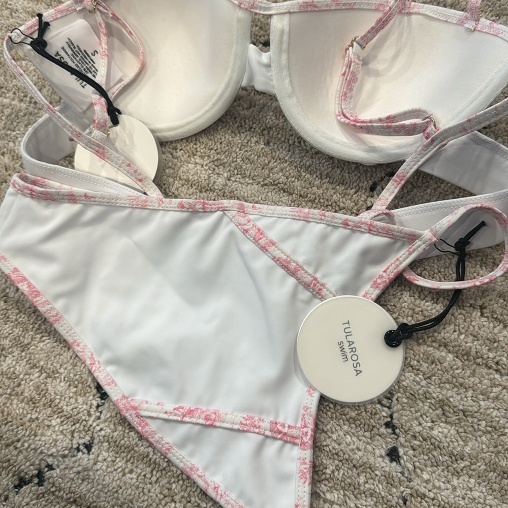 Tularosa swim size small - Picture 4 of 4